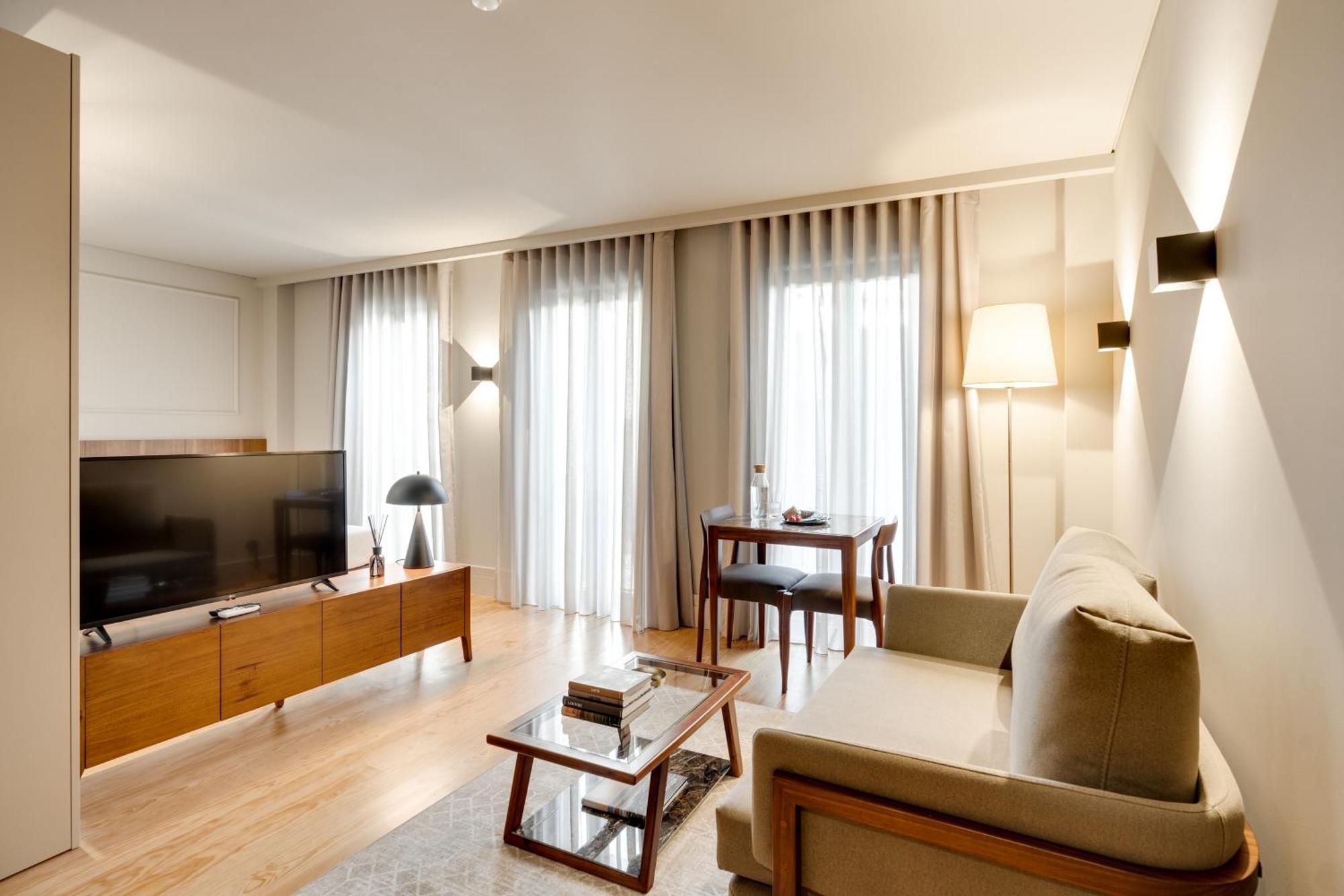 Avus M Suites And Apartments By Da'Home Porto Dış mekan fotoğraf